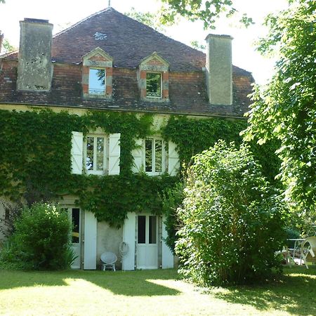 Chambres D'Hotes Maison Redon Tour-de-Faure Екстериор снимка