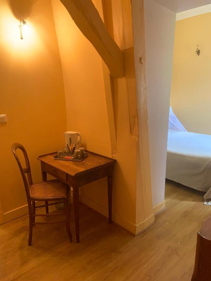 Chambres D'Hotes Maison Redon Tour-de-Faure Екстериор снимка